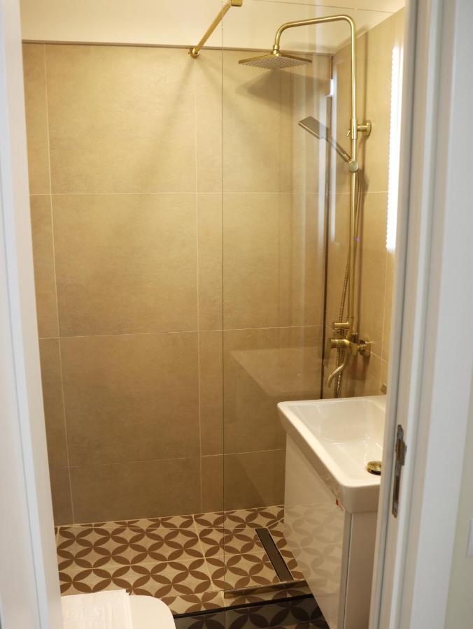 Mina City Center Apartment Amzei Βουκουρέστι Εξωτερικό φωτογραφία